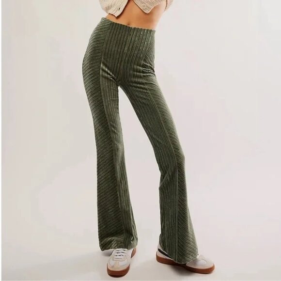 Free People Pants - NWT Free People Slim Pull-On Velvet Flare Pants in Laurel Wreath Green, Size XS